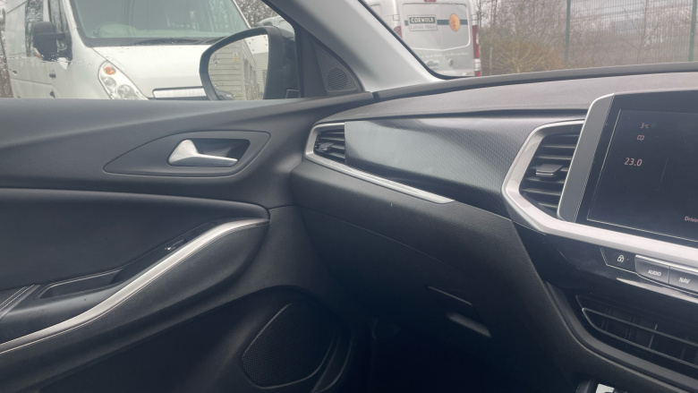 Vauxhall Grandland 1.2 Turbo Ultimate 5dr Petrol Hatchback